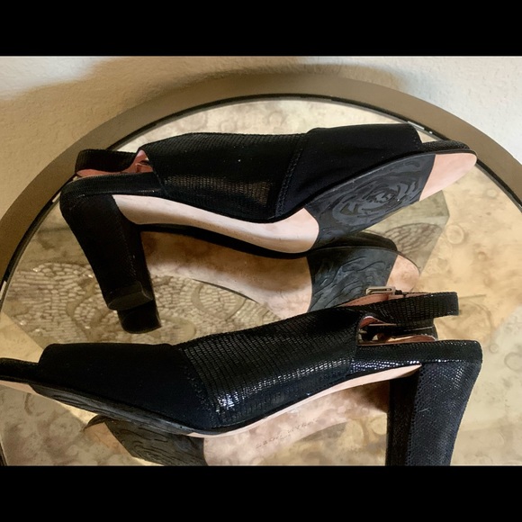Taryn Rose black sling back sandals sz 9.5 - Picture 1 of 5